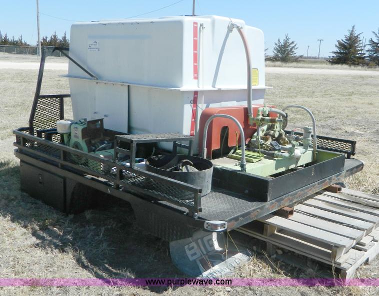 image for item H2487 1985 Myers sprayer