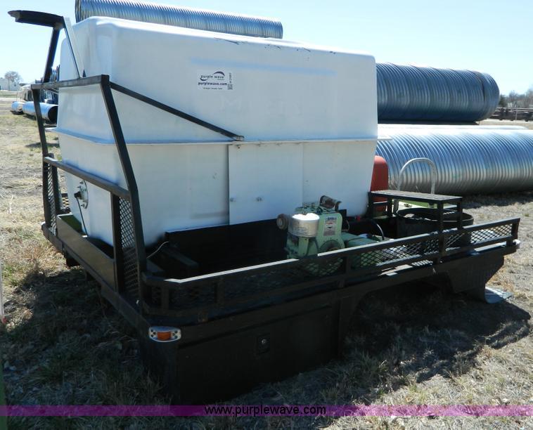 image for item H2487 1985 Myers sprayer