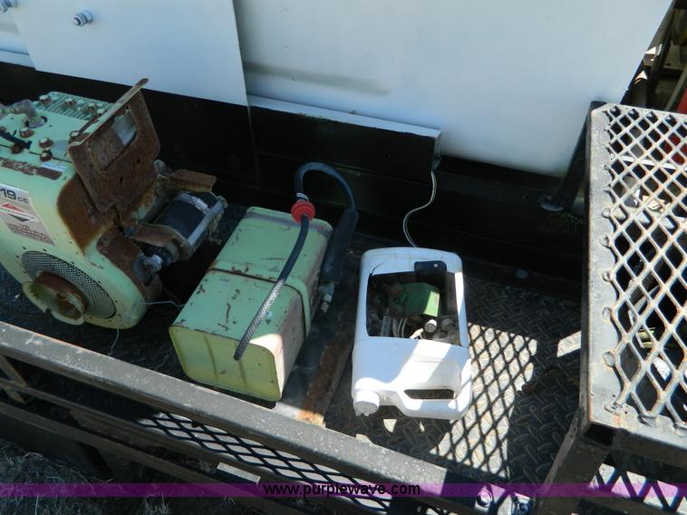 image for item H2487 1985 Myers sprayer