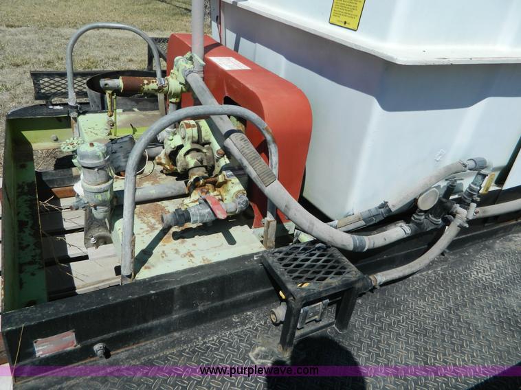 image for item H2487 1985 Myers sprayer