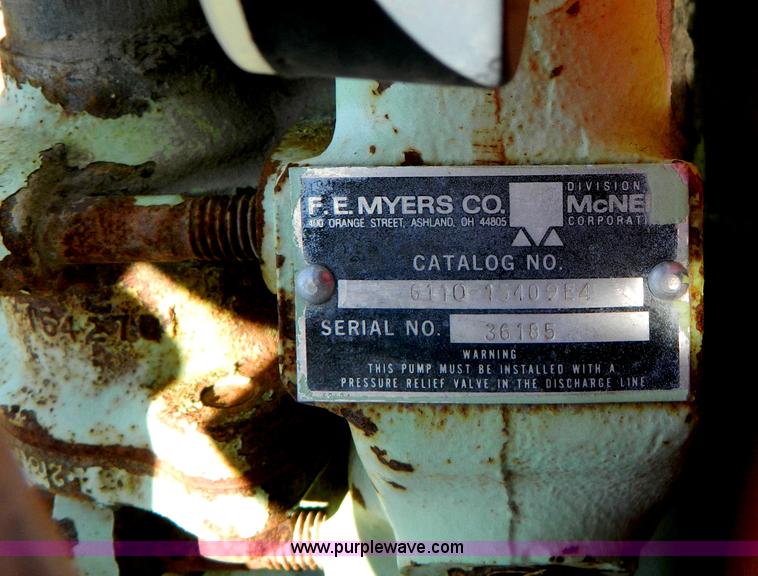 image for item H2487 1985 Myers sprayer