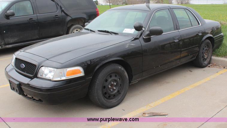 image for item H6001 2007 Ford Crown Victoria Police Interceptor