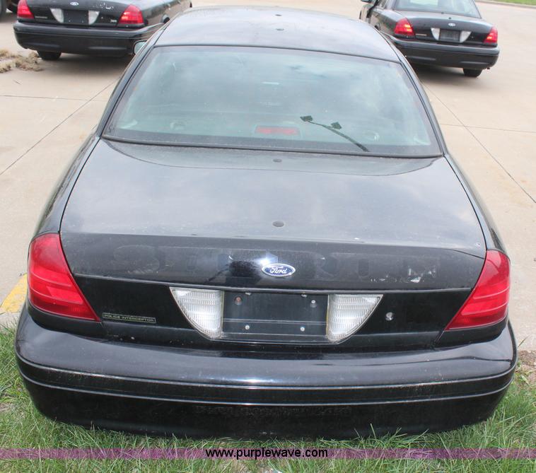 image for item H6001 2007 Ford Crown Victoria Police Interceptor