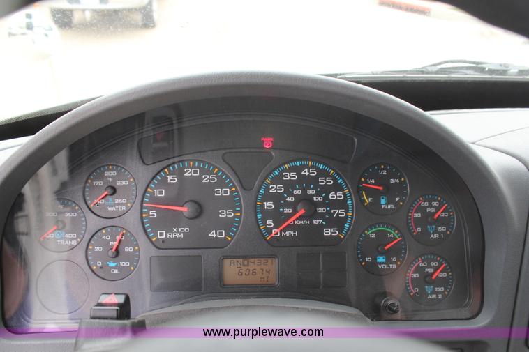 image for item H6014 2005 International DuraStar 4300 sewer jetter truck