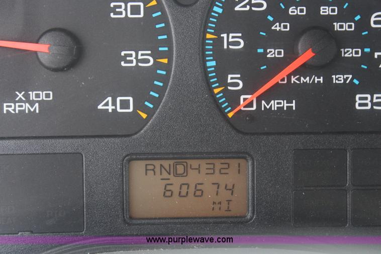 image for item H6014 2005 International DuraStar 4300 sewer jetter truck