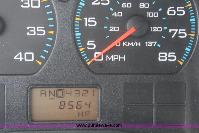 image for item H6014 2005 International DuraStar 4300 sewer jetter truck