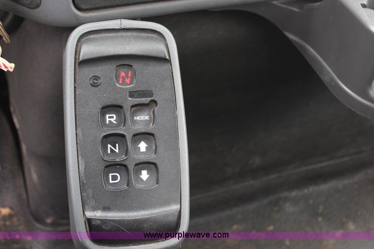 image for item H6014 2005 International DuraStar 4300 sewer jetter truck