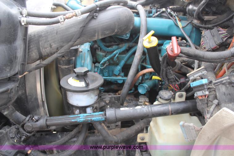 image for item H6014 2005 International DuraStar 4300 sewer jetter truck