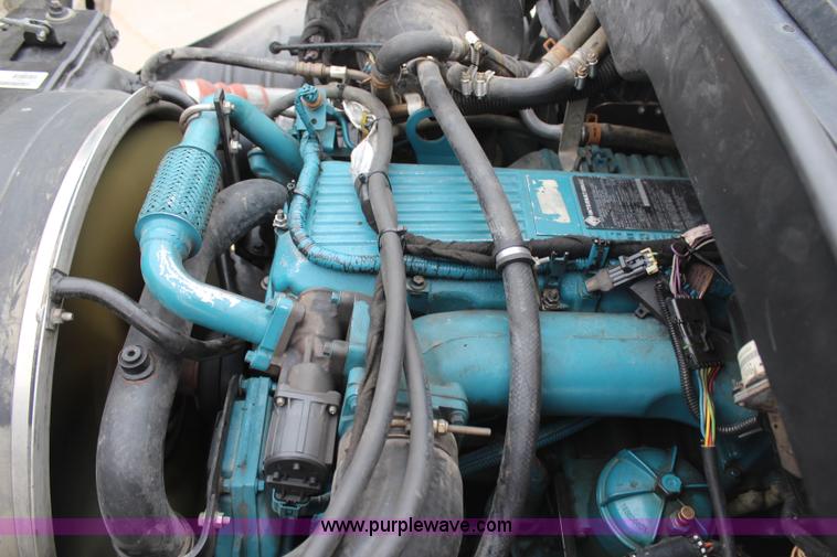 image for item H6014 2005 International DuraStar 4300 sewer jetter truck