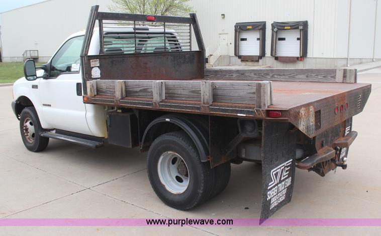 image for item H6015 2001 Ford F350 Super Duty XL flatbed truck