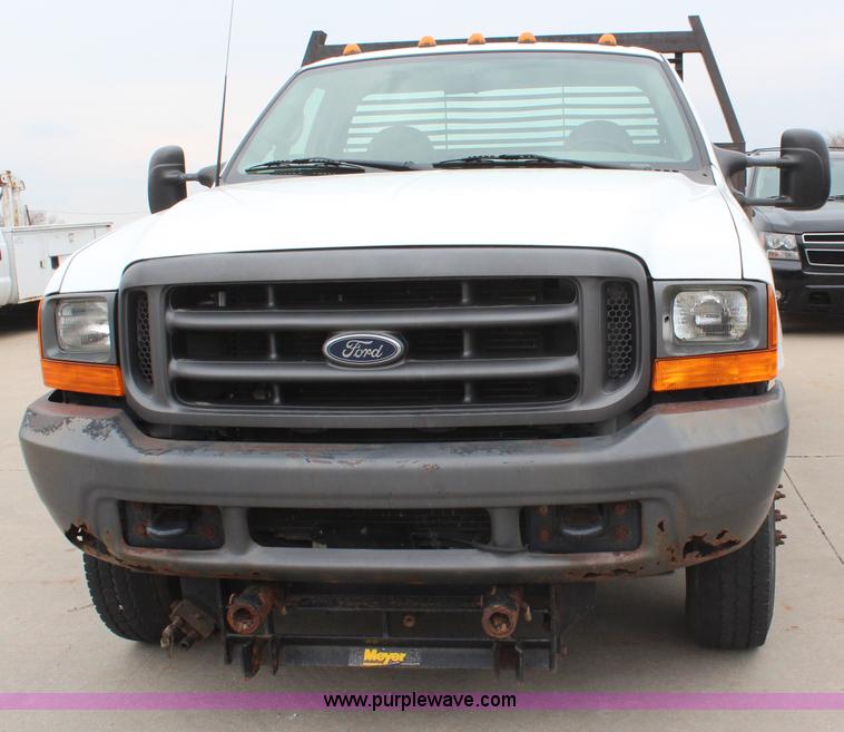 image for item H6015 2001 Ford F350 Super Duty XL flatbed truck