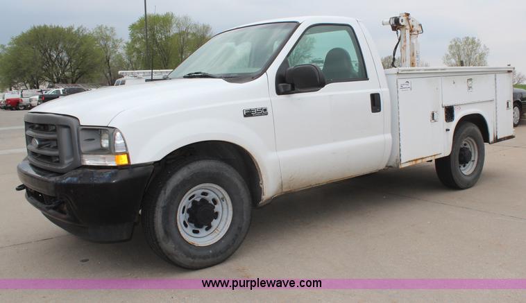 image for item H6016 2003 Ford F350 Super Duty XL utility truck
