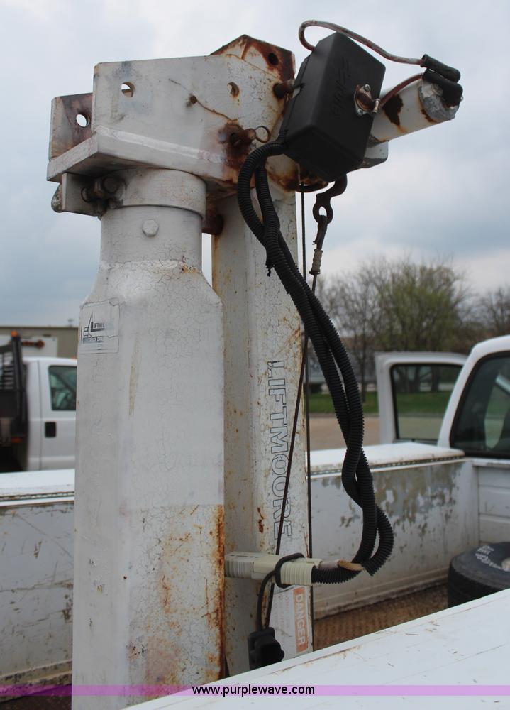 image for item H6016 2003 Ford F350 Super Duty XL utility truck