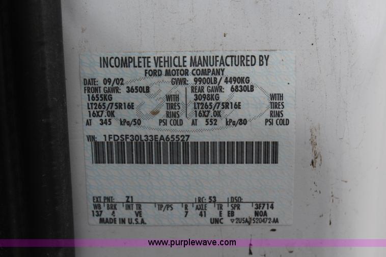 image for item H6016 2003 Ford F350 Super Duty XL utility truck