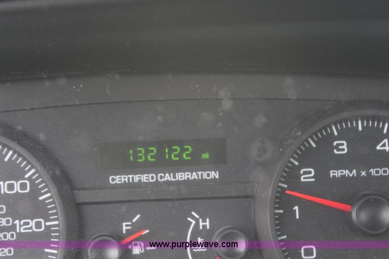 image for item H6017 2006 Ford Crown Victoria Police Interceptor