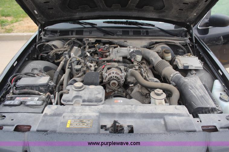 image for item H6017 2006 Ford Crown Victoria Police Interceptor