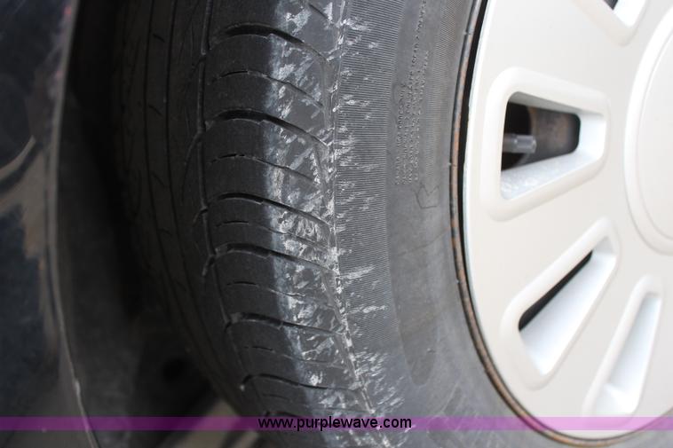 image for item H6017 2006 Ford Crown Victoria Police Interceptor