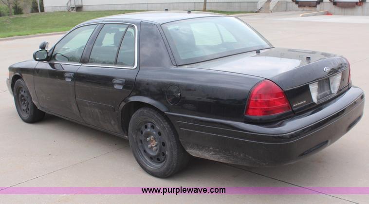image for item H6027 2008 Ford Crown Victoria Police Interceptor