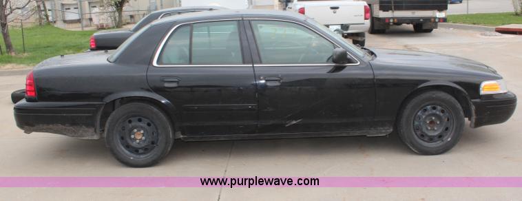 image for item H6027 2008 Ford Crown Victoria Police Interceptor