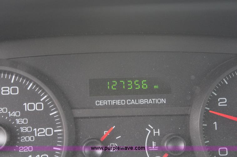 image for item H6027 2008 Ford Crown Victoria Police Interceptor