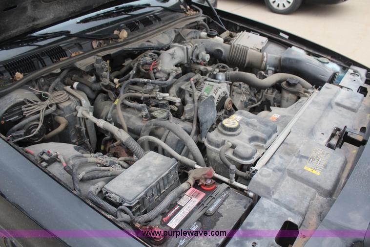 image for item H6027 2008 Ford Crown Victoria Police Interceptor