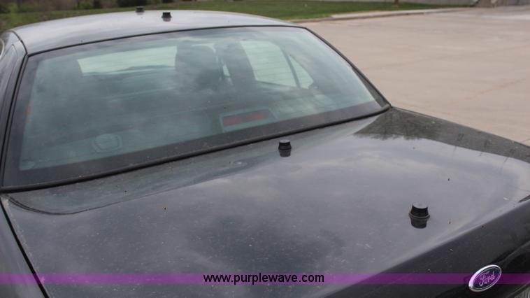 image for item H6027 2008 Ford Crown Victoria Police Interceptor