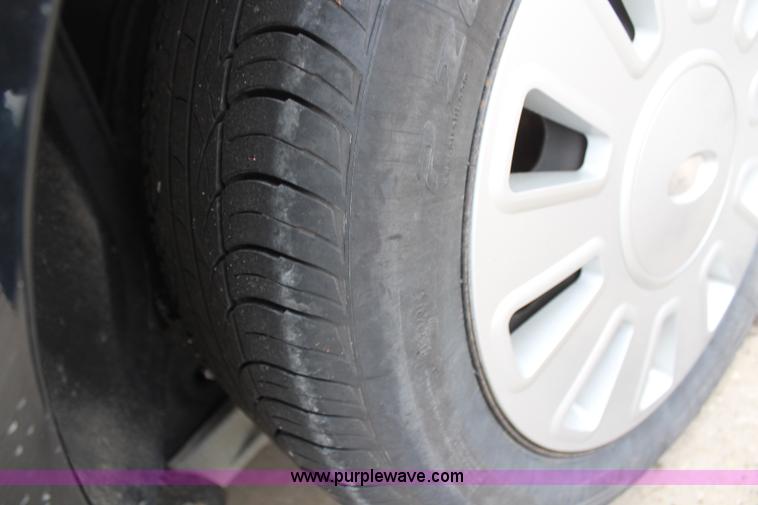 image for item H6028 2009 Ford Crown Victoria Police Interceptor