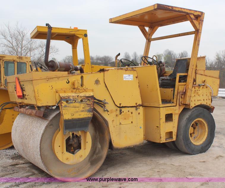 image for item H6057 Bomag 160AC vibratory roller