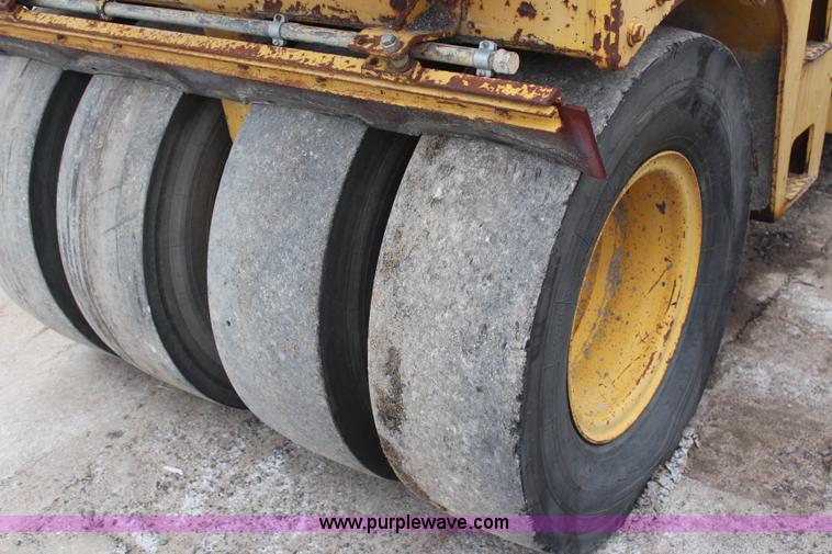 image for item H6057 Bomag 160AC vibratory roller