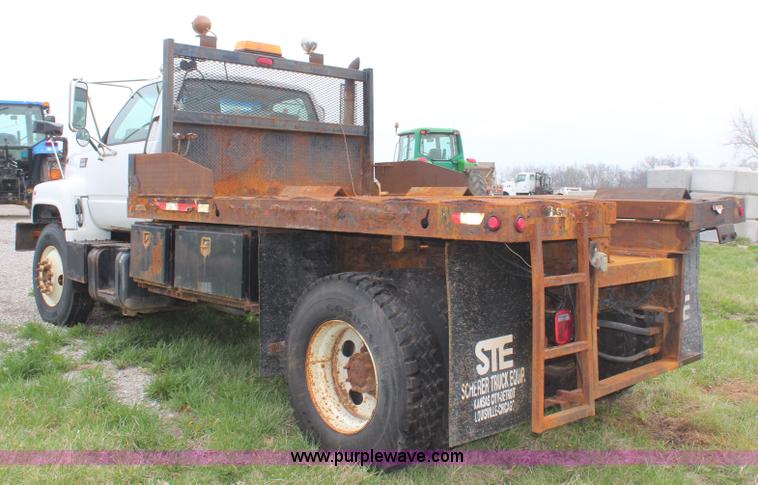 image for item H6062 2000 GMC C8500 flatbed truck