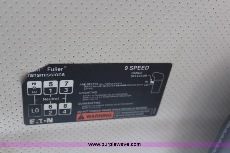 image for item H6062 2000 GMC C8500 flatbed truck