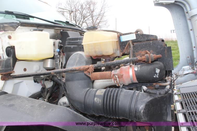 image for item H6062 2000 GMC C8500 flatbed truck