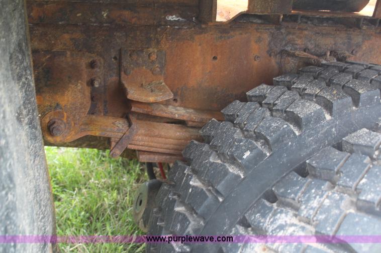 image for item H6062 2000 GMC C8500 flatbed truck