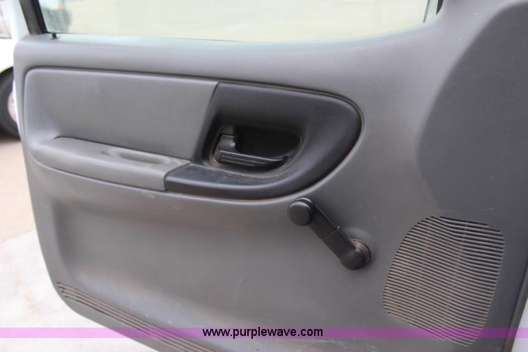 image for item H6082 2008 Ford Ranger Ext. Cab pickup truck