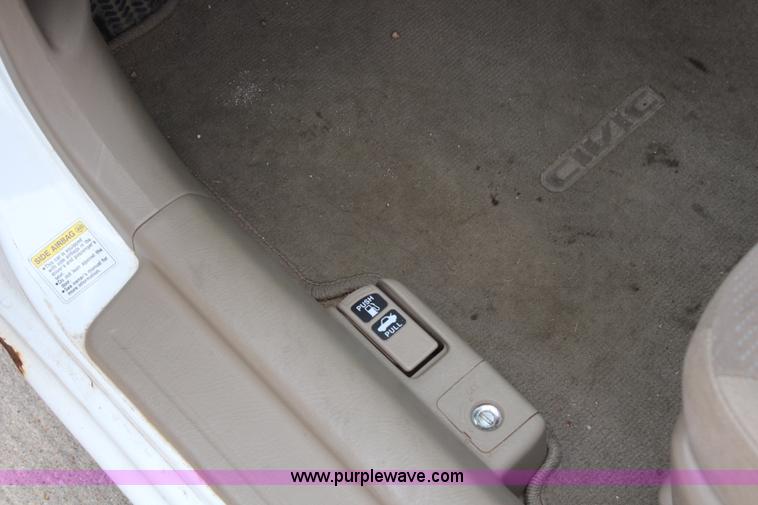 image for item H6083 2003 Honda Civic Hybrid