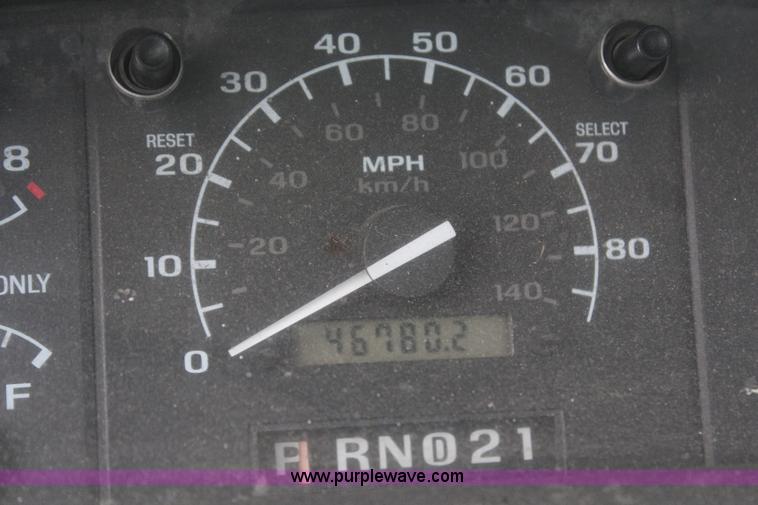 image for item H6084 1996 Ford F350 XL utiltiy truck