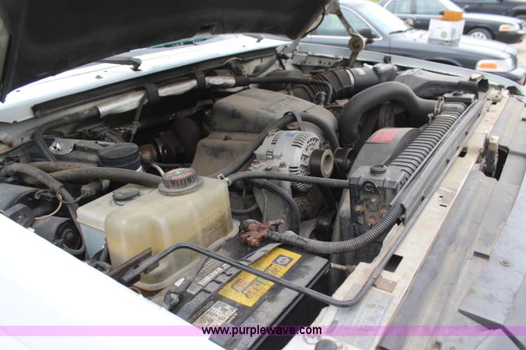 image for item H6084 1996 Ford F350 XL utiltiy truck