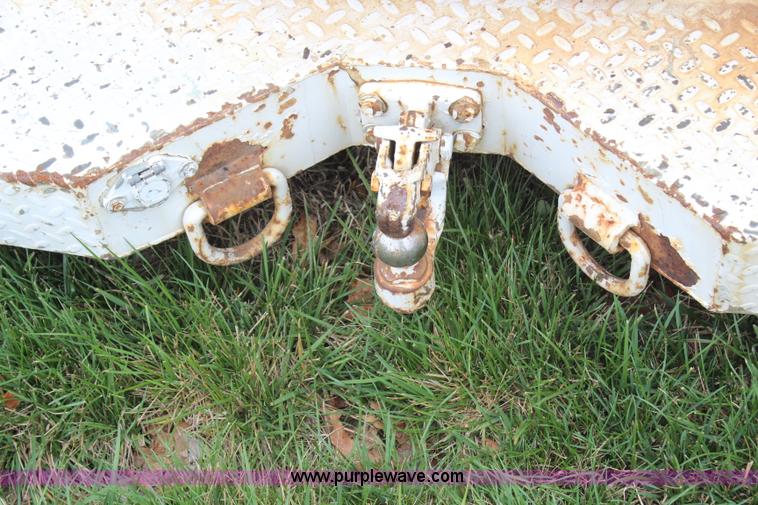 image for item H6084 1996 Ford F350 XL utiltiy truck