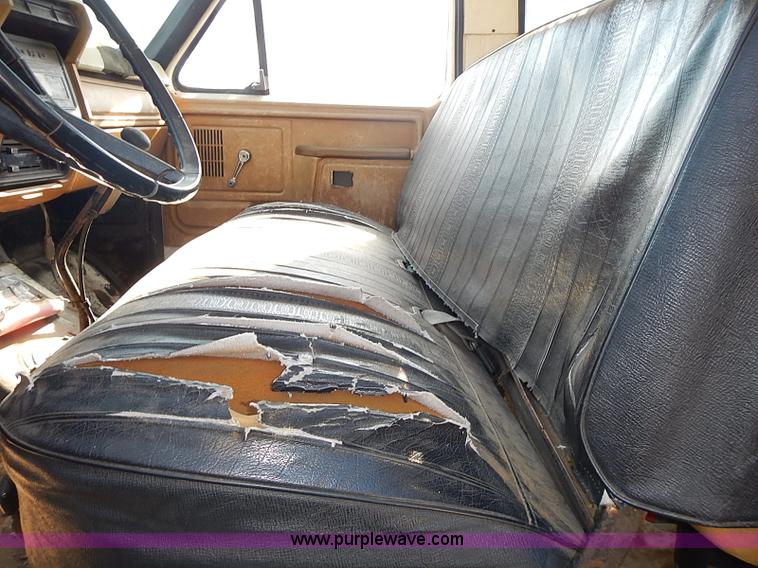 image for item I3688 1980 Ford F350 flatbed pickup truck