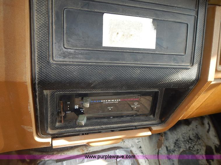 image for item I3688 1980 Ford F350 flatbed pickup truck