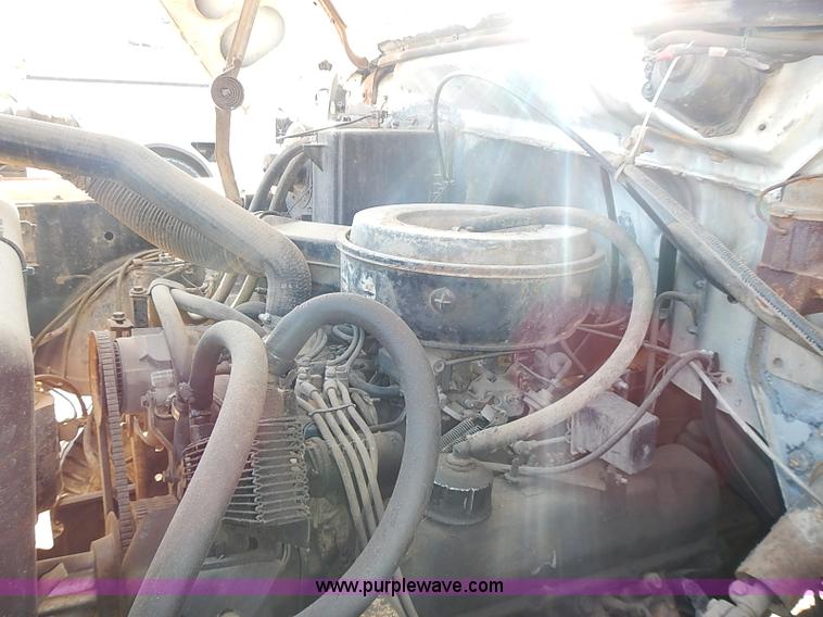 image for item I3688 1980 Ford F350 flatbed pickup truck