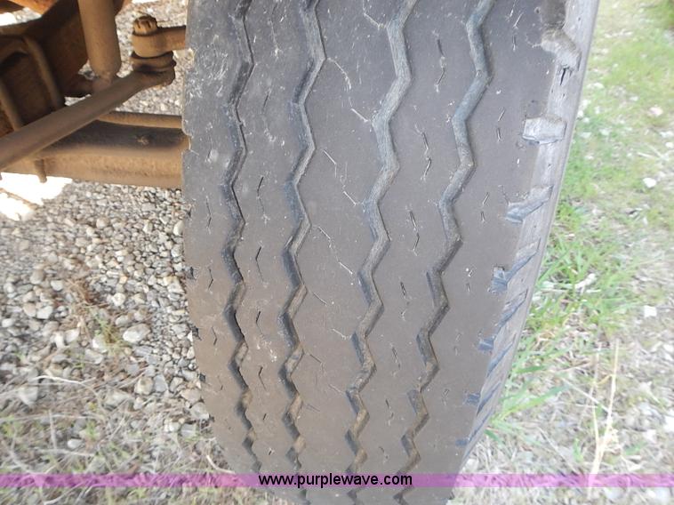 image for item I3688 1980 Ford F350 flatbed pickup truck