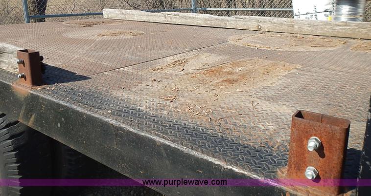 image for item I3688 1980 Ford F350 flatbed pickup truck