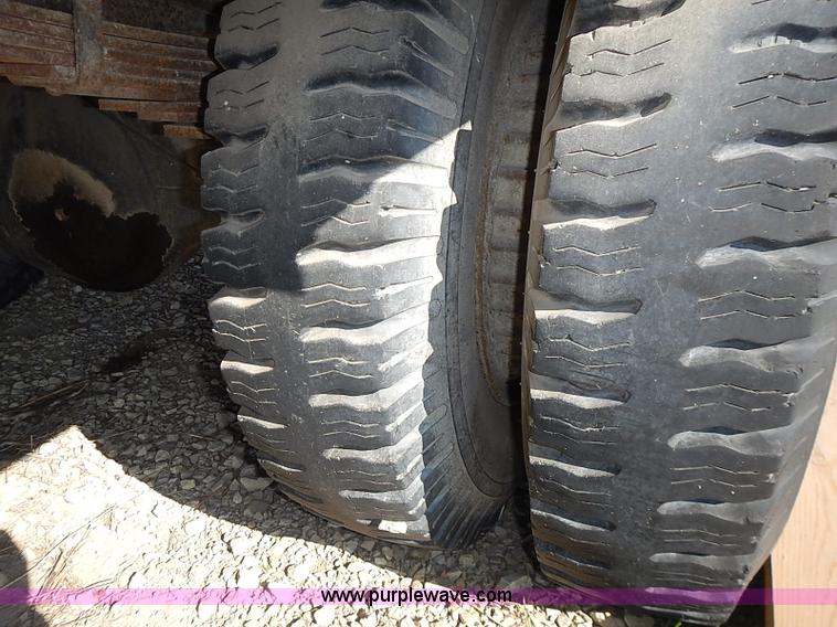 image for item I3688 1980 Ford F350 flatbed pickup truck