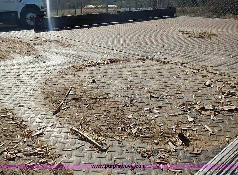 image for item I3688 1980 Ford F350 flatbed pickup truck