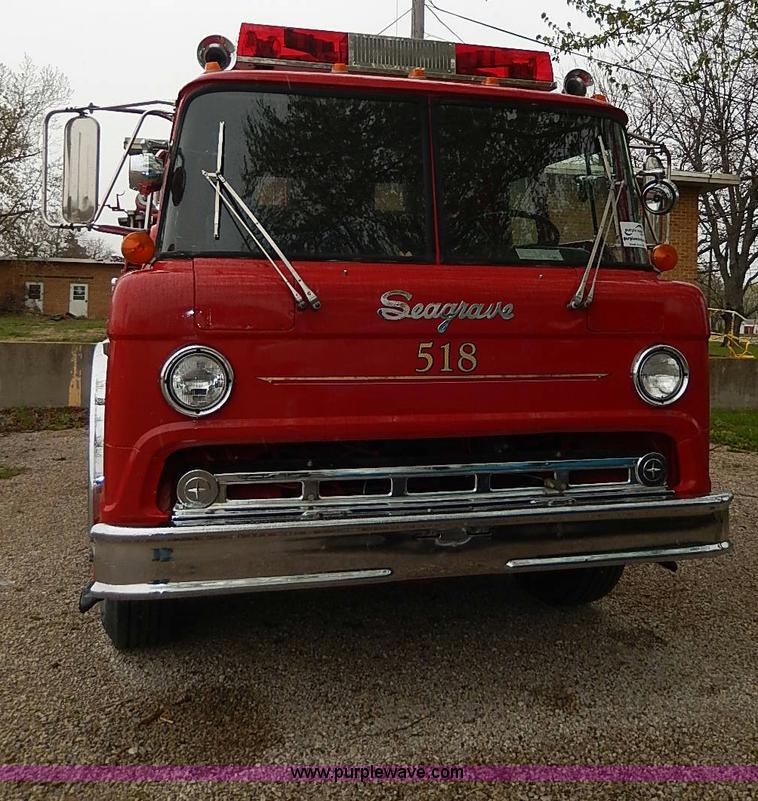image for item I3691 1979 Ford C900-23038 Seagrave fire truck