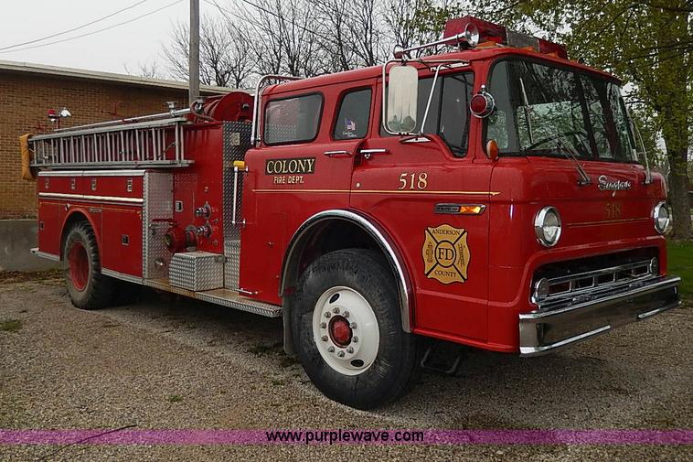 image for item I3691 1979 Ford C900-23038 Seagrave fire truck