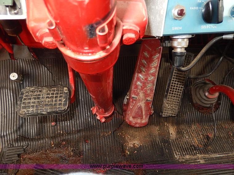 image for item I3691 1979 Ford C900-23038 Seagrave fire truck