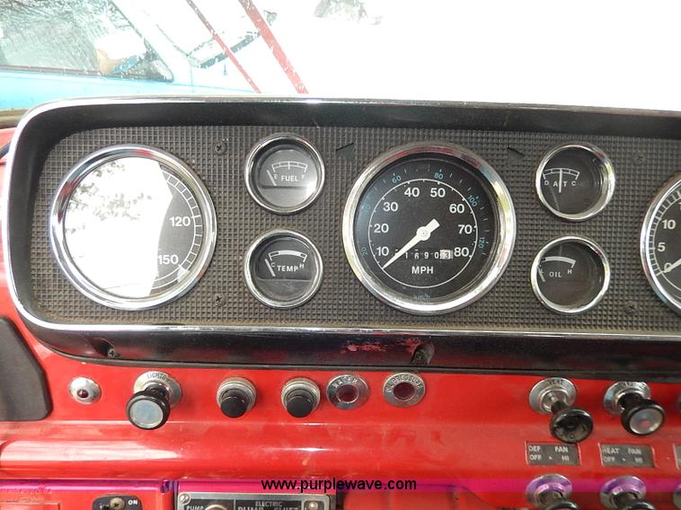 image for item I3691 1979 Ford C900-23038 Seagrave fire truck