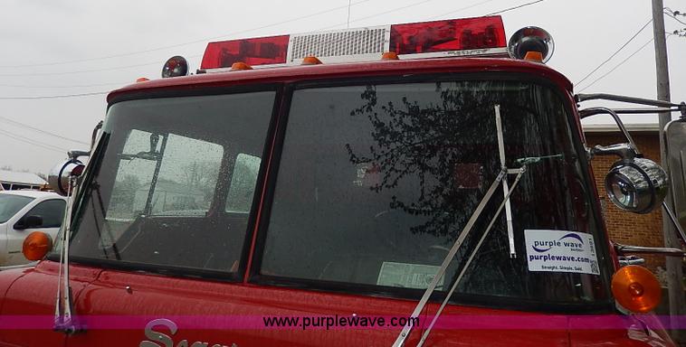 image for item I3691 1979 Ford C900-23038 Seagrave fire truck